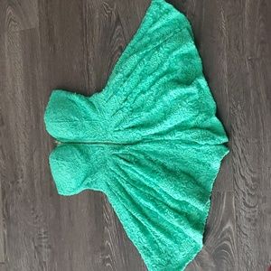 💚 Green Lace Material Girl Romper - Small Strapless with Pockets and Straps